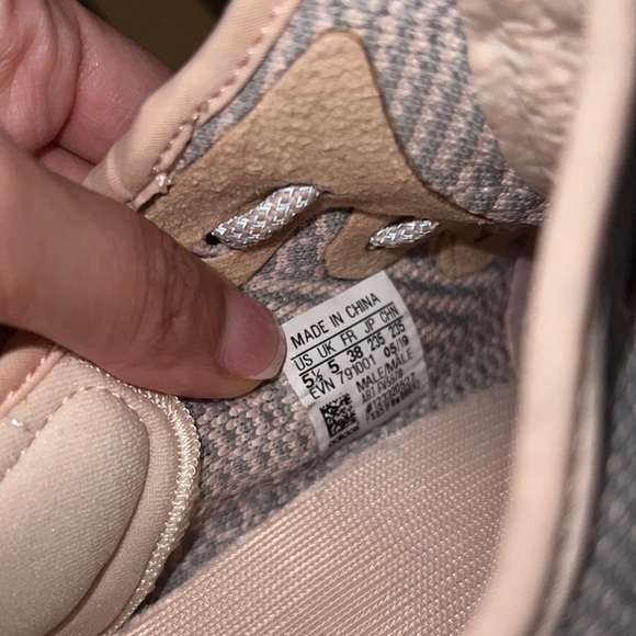 Yeezy Boost 350 V2 Synth Non Reflective - Picture 12 of 12